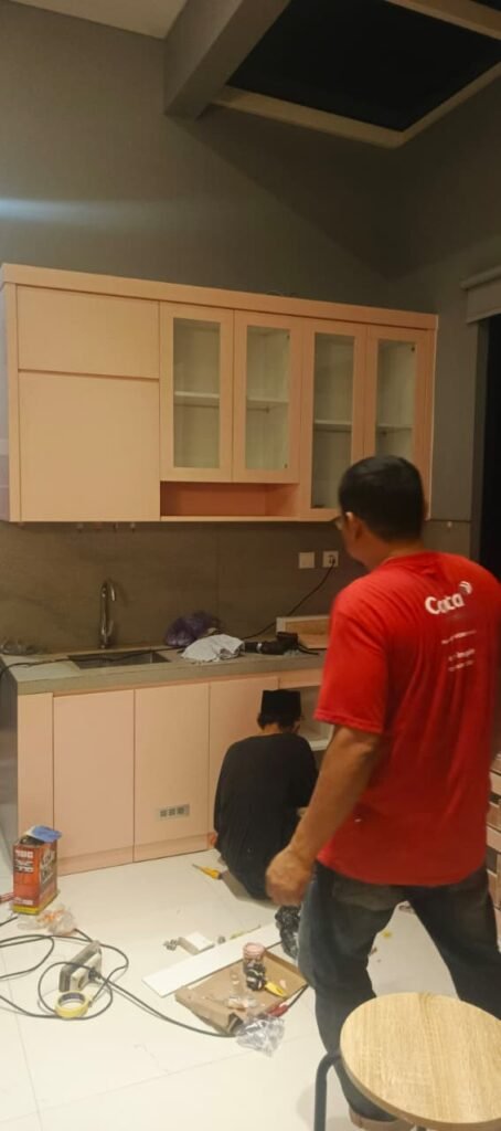 instalasi kitchen set Tegal profesional